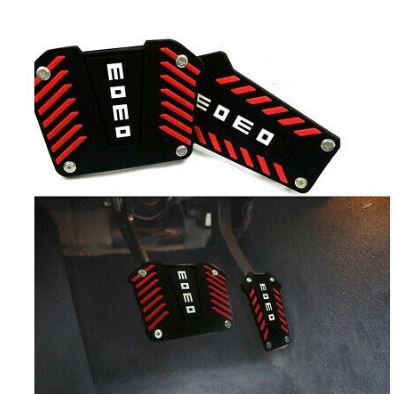MOMO CAR Rubber Pedal Pad Kit AT color Red