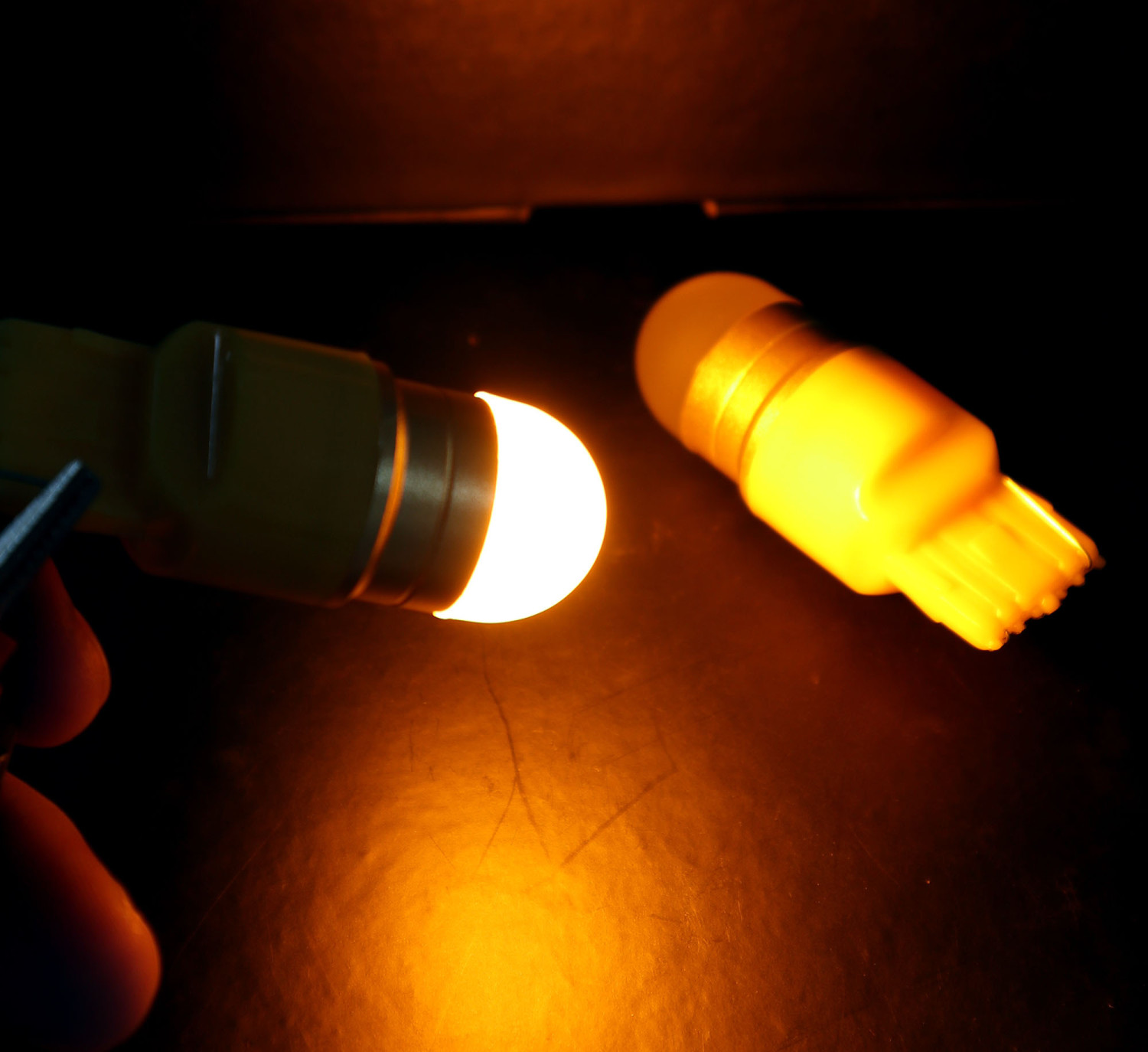 JBXD-006B LED YELLOW PARKLIGHT T10 CAR PARK LIGHT 2PCS